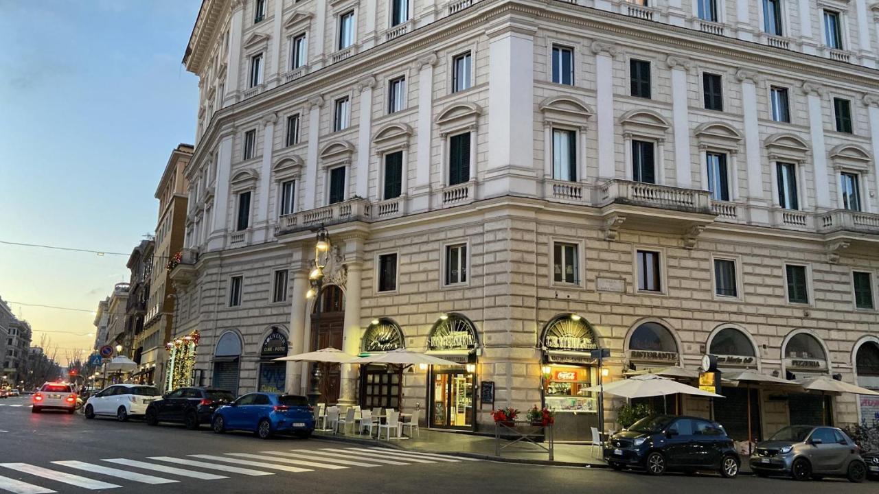 Glam Sm Maggiore Guest House Рим Екстер'єр фото